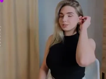 Freechat stormymuse on Chaturbate