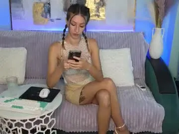 Freechat su4e4ka555 on Chaturbate