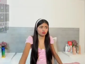 Freechat sunnywhitee on Chaturbate