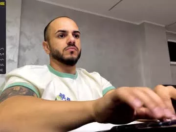 Freechat supermanboyxxl on Chaturbate