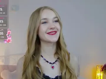 Freechat suzipons on Chaturbate