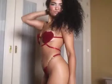 Freechat suzysuza on Chaturbate