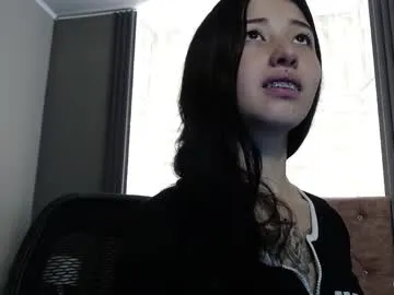 tamara_aa — GOAL: Spank assX10 [39 tokens remaining] Welcome to my room! #18 #new #latina #cum #c2c #feet #natural #cute #shy #young