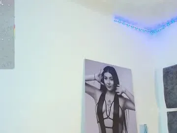 Freechat taniamilan on Chaturbate