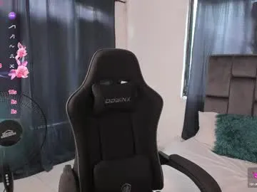 tati_jones on Chaturbate 