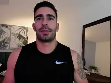 Freechat tbastian on Chaturbate