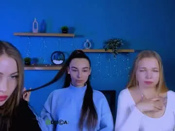 Freechat teya_starling on Chaturbate