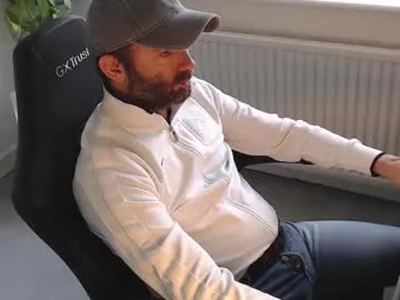 the_sensual_masturwait — #straight #alpha #hairy #daddy #office