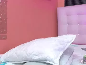 Freechat thin_eva on Chaturbate