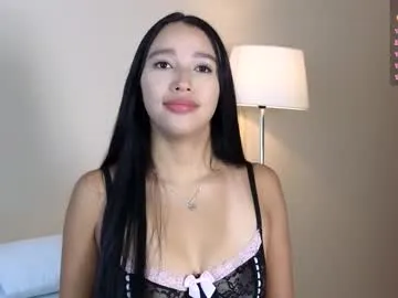 Freechat thinysweet on Chaturbate