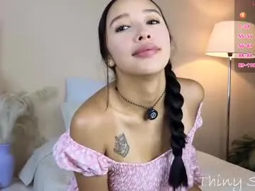 Freechat thinysweet on Chaturbate