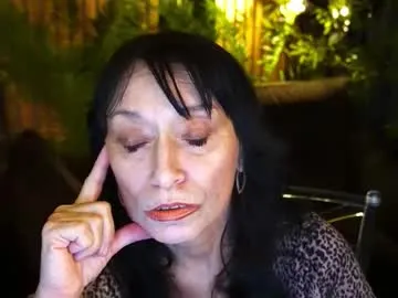 timelessdiva — Hello everyone, I will be happy to see you in my room! Welcome! #nonude #mature #milf #skinny #mommy