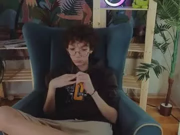 Freechat tommiehi on Chaturbate