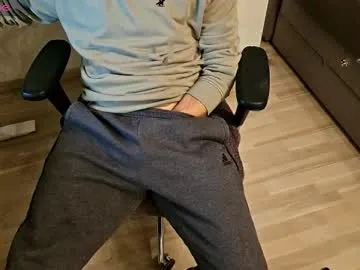 tree1989 — Take off top #german #uncut #pvt #lovense #edge2 #cum [34 tokens left]