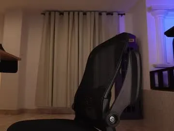 Freechat vaniaa_ on Chaturbate