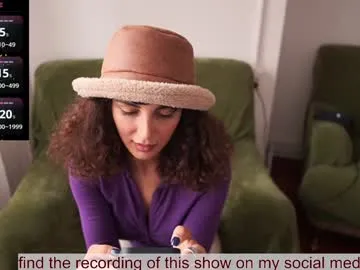 venus_in_jeans — hello!  tip 999 for 6 min of toy control [999 tokens remaining]