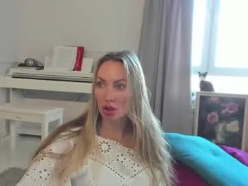 veola_new — take off panties #squirt #bigboobs #lovense #mistress #milf [365 tokens left]