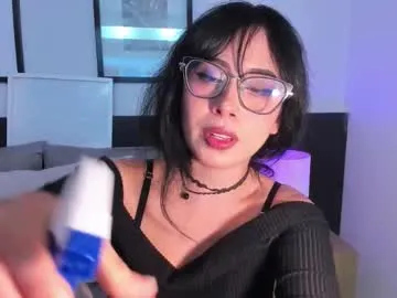 Freechat vi_anaya on Chaturbate