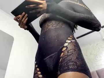 Offline victoria_noir_18 on Chaturbate