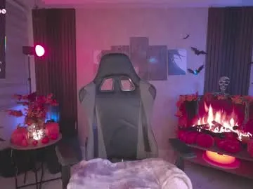 violette_clerk1 — GOAL: MAID UNDER CONTROL  READY TO SERVE AND OBEY EVERY COMMAND [817 tokens remaining] Welcome to my room! #slave #bdsm #submissive #fetish #roleplay