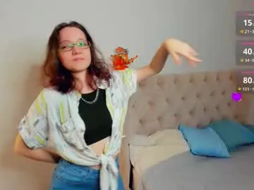 wilmavitanza —  Alisia's soft white room --- playful mood, cozy vibes, gentle teasing & a lot of sweet fun tonight  - Goal: good morning [13 tokens left]  #new #18 #petite #shy #skinny