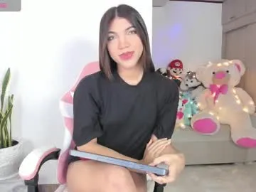 Freechat your_favorite_doll_ on Chaturbate