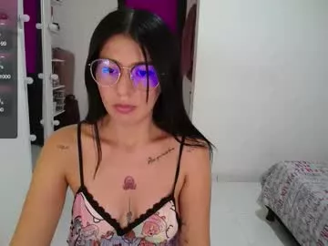 Freechat your_slutty_doll_ on Chaturbate