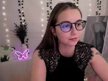 Group yours_piece_of_happiness_ on Chaturbate