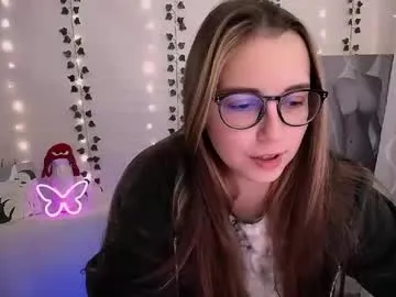 Group yours_piece_of_happiness_ on Chaturbate