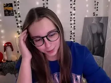 Group yours_piece_of_happiness_ on Chaturbate