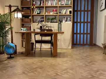 Freechat yuanlili on Chaturbate