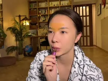 Freechat yuanlili on Chaturbate