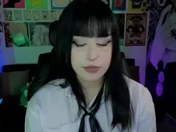 Freechat yuhwa on Chaturbate