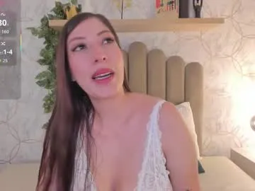 Freechat zafiro22_ on Chaturbate