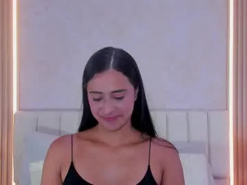 Freechat zoebarlowe on Chaturbate