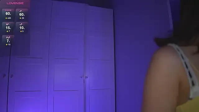 -JuicyMolly- — say hi and lets start the show