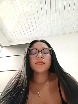 Freechat -VICKKY on StripChat