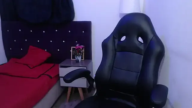 StripChat _Scarlett_Sweet is Freechat _Scarlett_Sweet — masturbate  squirts