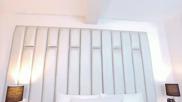 Freechat aandreaperez on StripChat