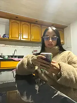 Freechat Ady_18 on StripChat