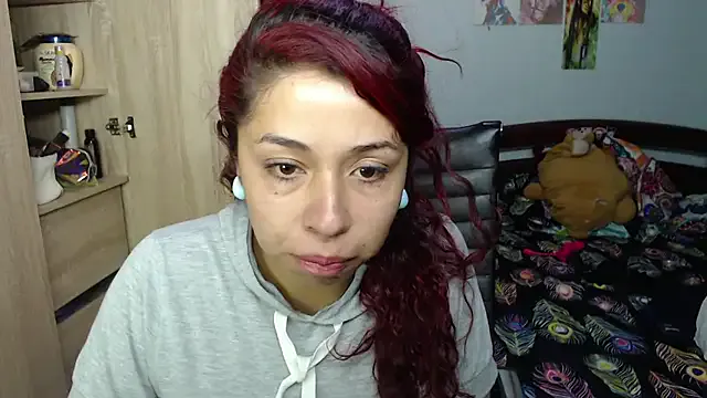 Freechat Alexxx_andr4 on StripChat