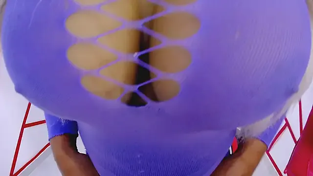 Freechat alicehugecock on StripChat