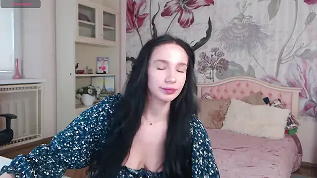 Freechat AliciaBow on StripChat