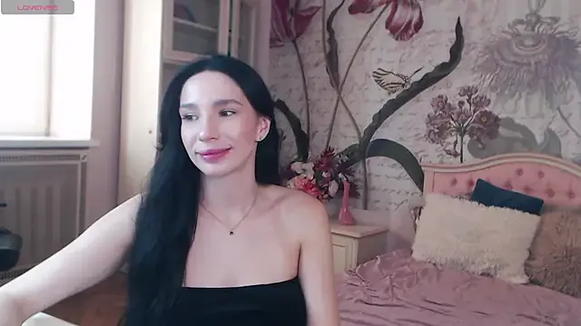 Freechat AliciaBow on StripChat