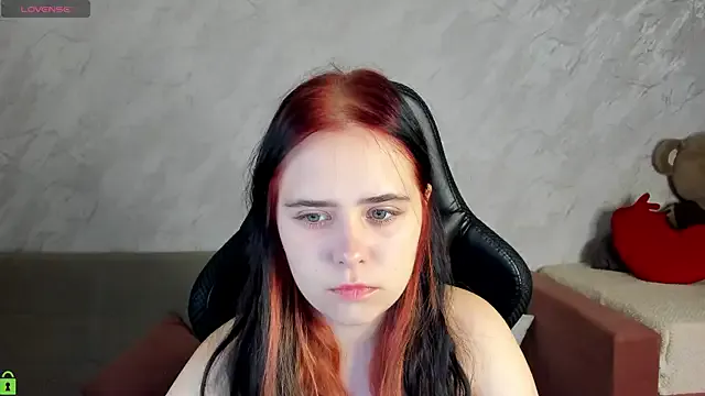 Freechat Alis_Platt on StripChat