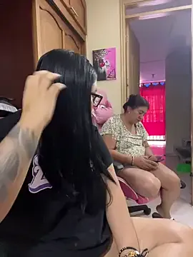 alissonfernandez_ — Nana rubs her pussy