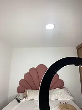 StripChat alissradiante1 is Private alissradiante1 — Show tits+ oil tits