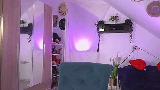 Amaliamour — 10 paddle spanks phat ass