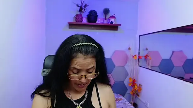 Freechat AmandaPeet on StripChat