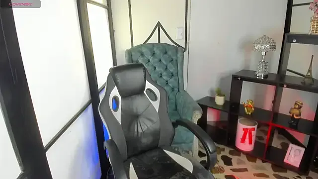 Freechat AmbarFoxx_ on StripChat